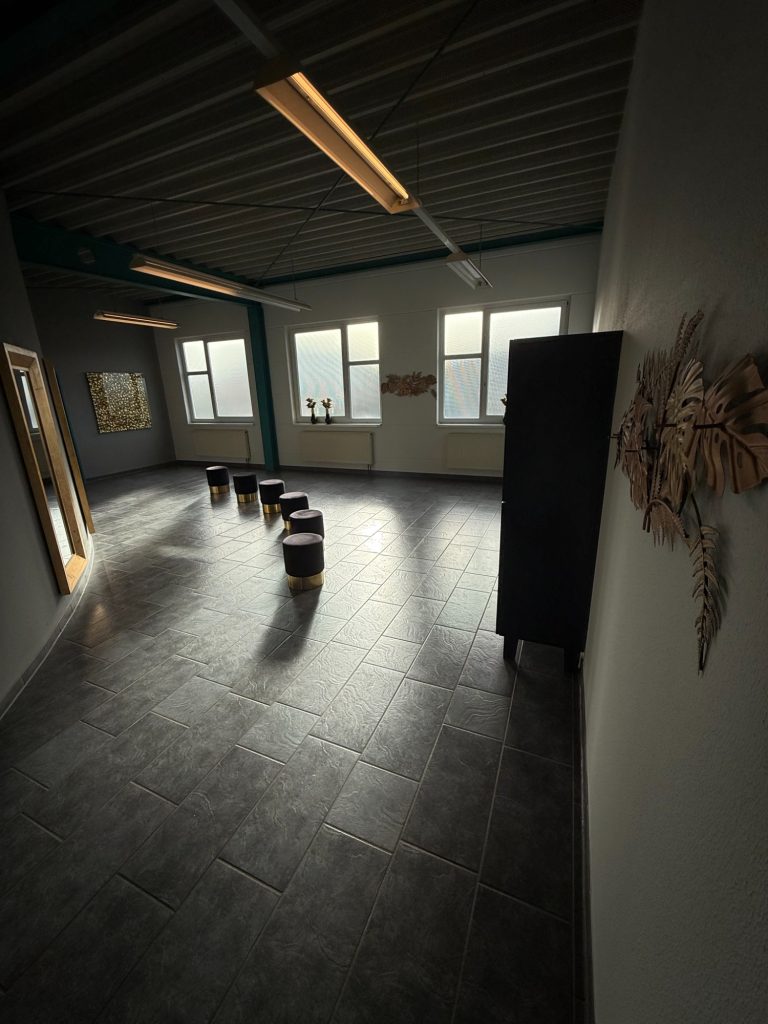 Damen-Umkleideraum (PREMIUM-Bereich)